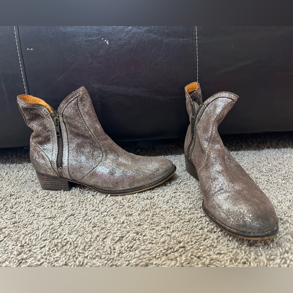 Seychelles Boots Lucky Penny Ankle Metallic Western Boho Gunmetal Silver Size 7